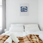 Modern • Main Square • 30 M² • Comfort * レオーベン