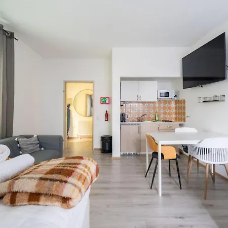 Apartamento Modern • Main Square • 30 M² • Comfort