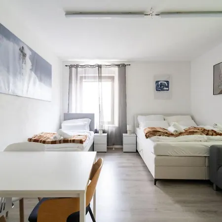 Modern • Main Square • 30 M² • Comfort Apartamento Leoben (Styria)