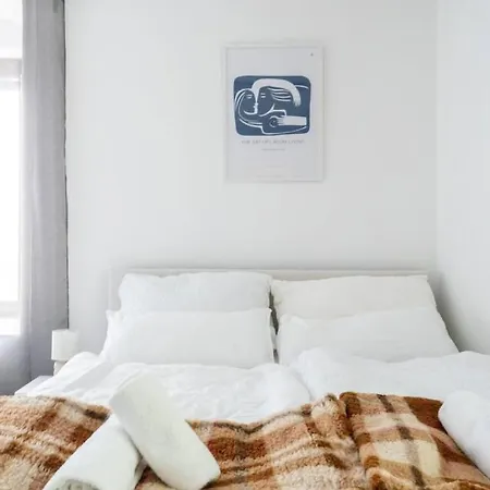 Modern • Main Square • 30 M² • Comfort * Leoben (Styria)