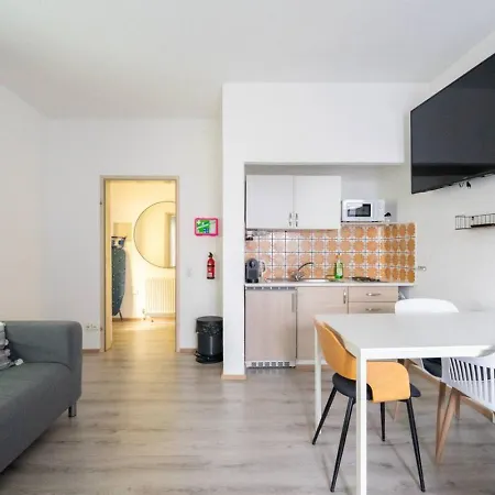 Modern • Main Square • 30 M² • Comfort Apartamento