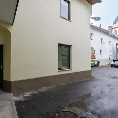 Modern • Main Square • 30 M² • Comfort